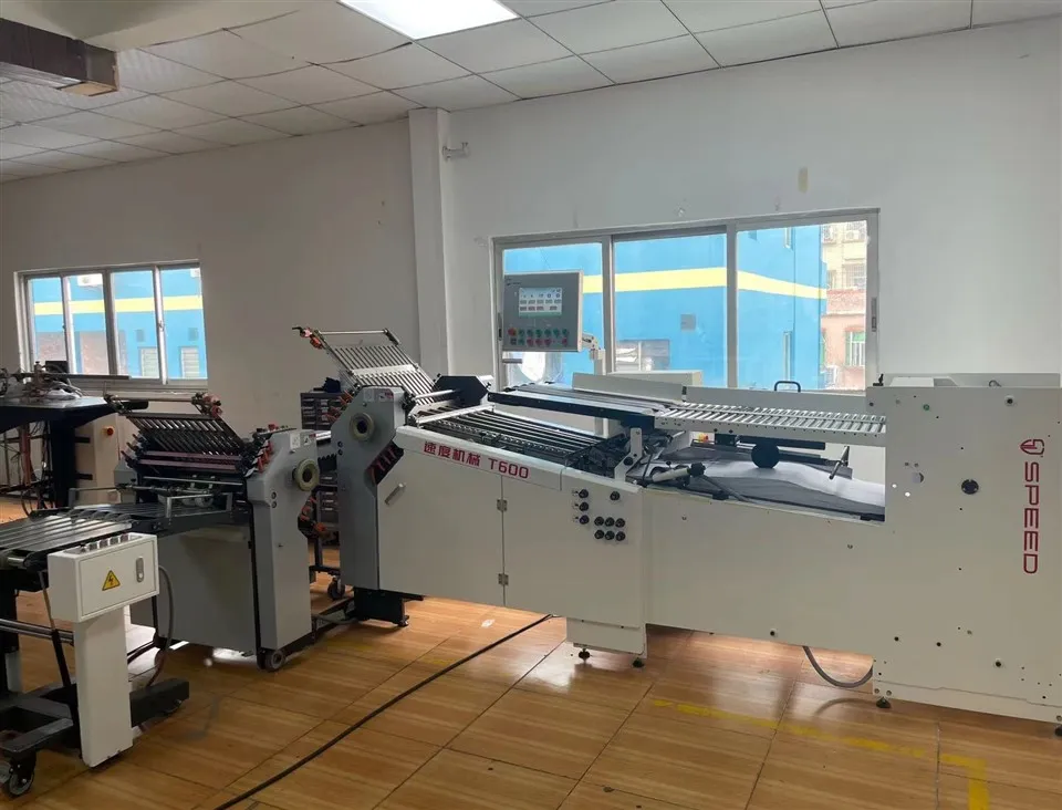 Máquina plegadora de pelo redondo T600